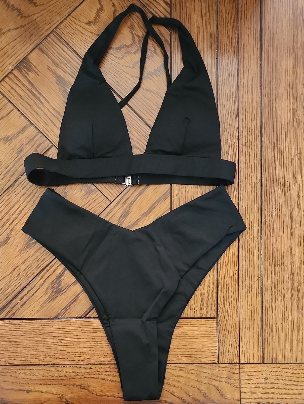 M001-10 Pc Med bikini variety box. 10 brand new swimsuits. Various brands. - Picture 3 of 10